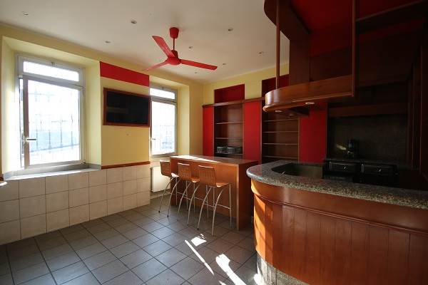 Olgiate Comasco locale commerciale