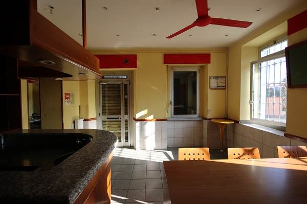 Olgiate Comasco locale commerciale