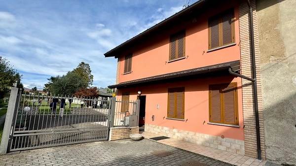 Casa singola in centro paese ad Olgiate Comasco