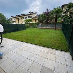 Bilocale con giardino Appiano Gentile
