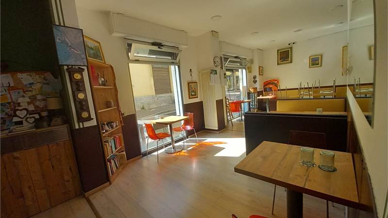 Cessione di attività di p iadineria Olgiate C.