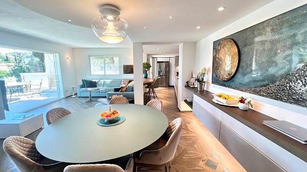 Splendida villa a Diano Marina