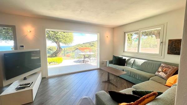 Splendida villa a Diano Marina