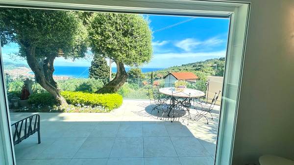 Splendida villa a Diano Marina