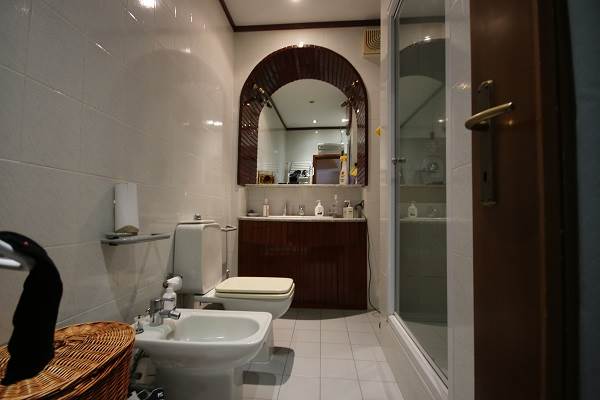 Ampio trilocale a Parè