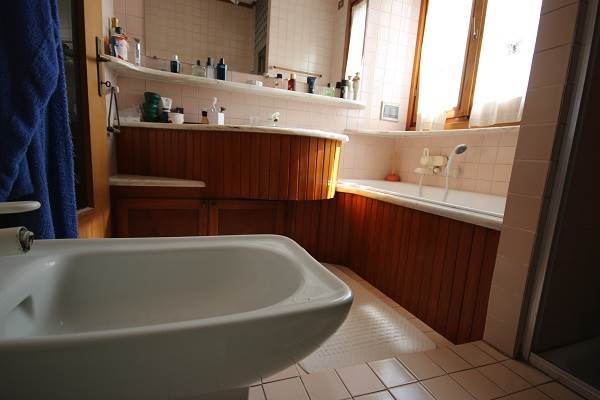 Ampio trilocale a Parè