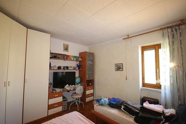 Ampio trilocale a Parè