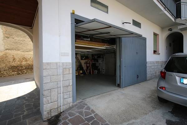 Trilocale con autorimessa doppia Olgiate Comasco