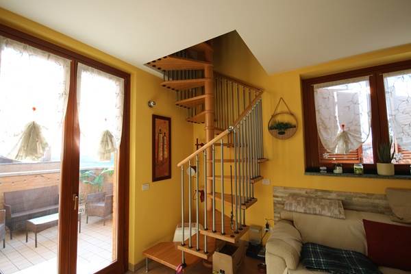Appartamento duplex in Vendita a Lomazzo (CO)  
