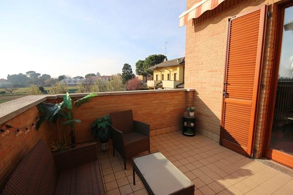 Appartamento duplex in Vendita a Lomazzo (CO)  