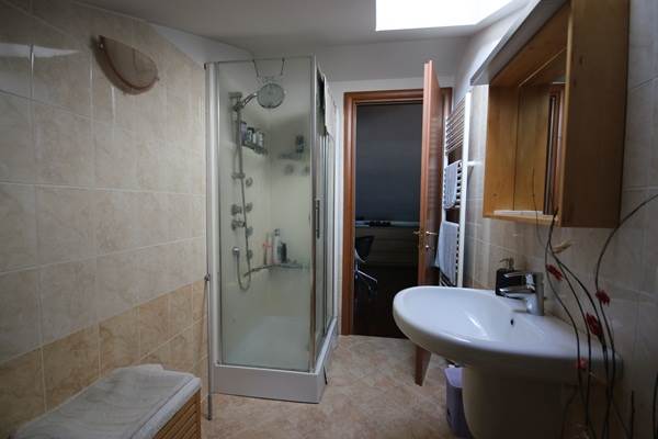 Appartamento duplex in Vendita a Lomazzo (CO)  