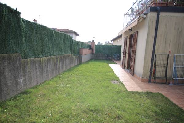 Trilocale con giardino Olgiate Comasco