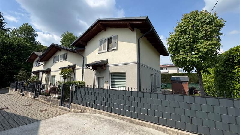 Villa a schiera di Testa Cermenate