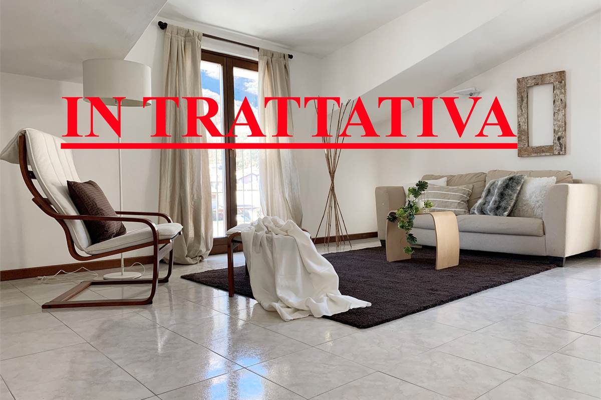 BILOCALE MANSARDATO CON BOX A BARNI