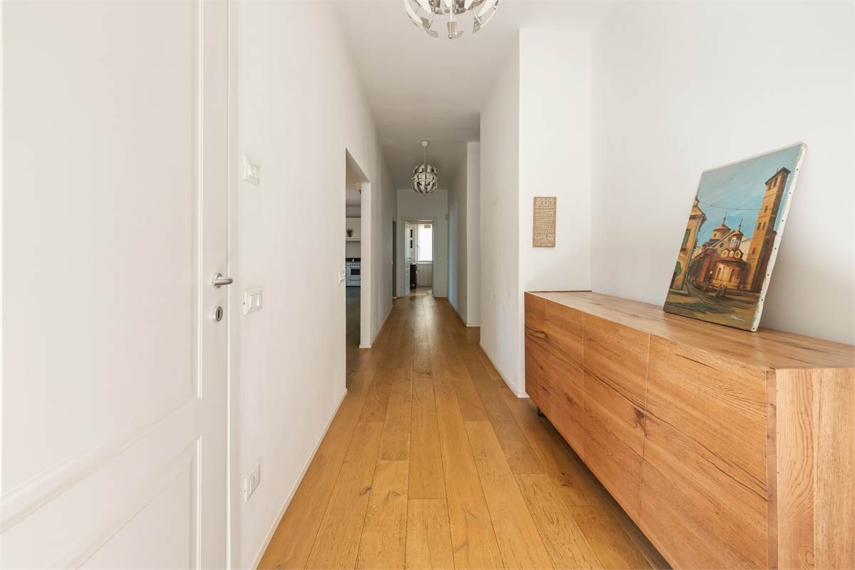 VILLA CON PISCINA - LURAGO D'ERBA