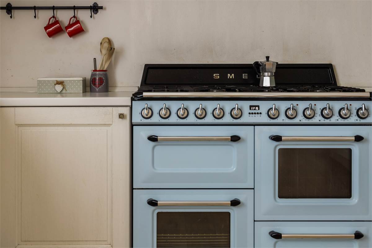 VILLA CON PISCINA - LURAGO D'ERBA