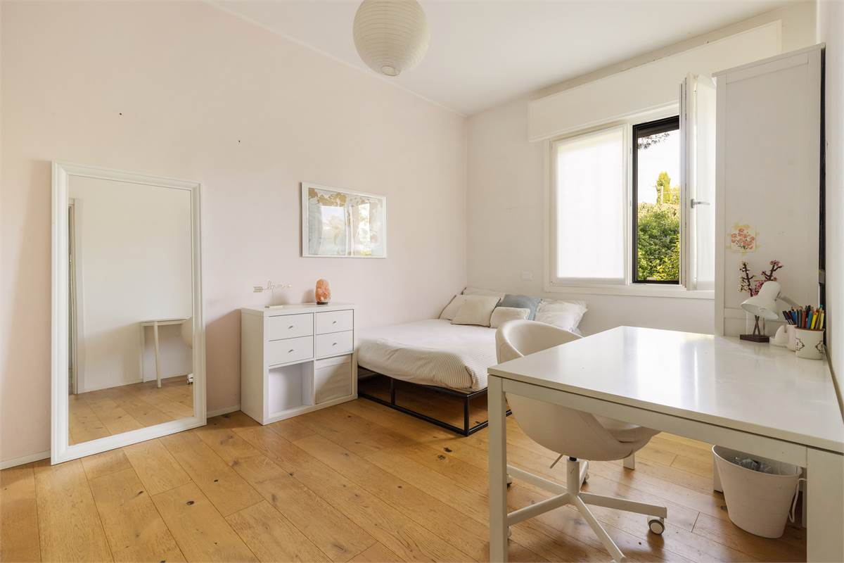 VILLA CON PISCINA - LURAGO D'ERBA