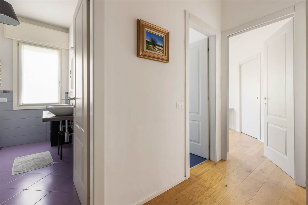 VILLA CON PISCINA - LURAGO D'ERBA