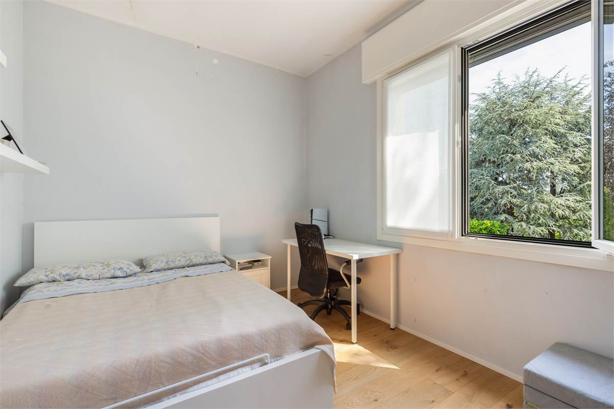 VILLA CON PISCINA - LURAGO D'ERBA