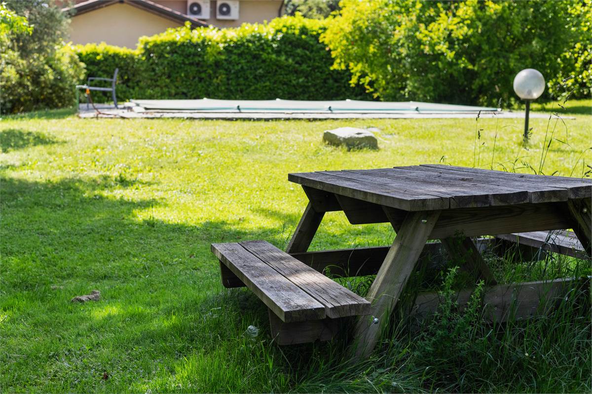 VILLA CON PISCINA - LURAGO D'ERBA