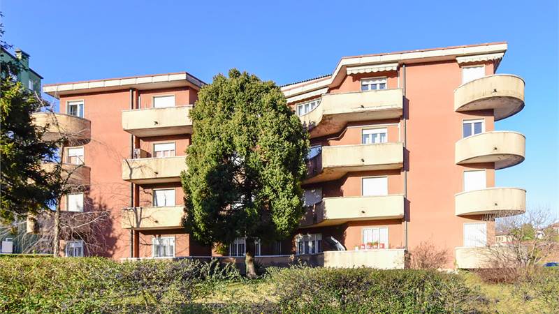 TRILOCALE DA RISTRUTTURARE