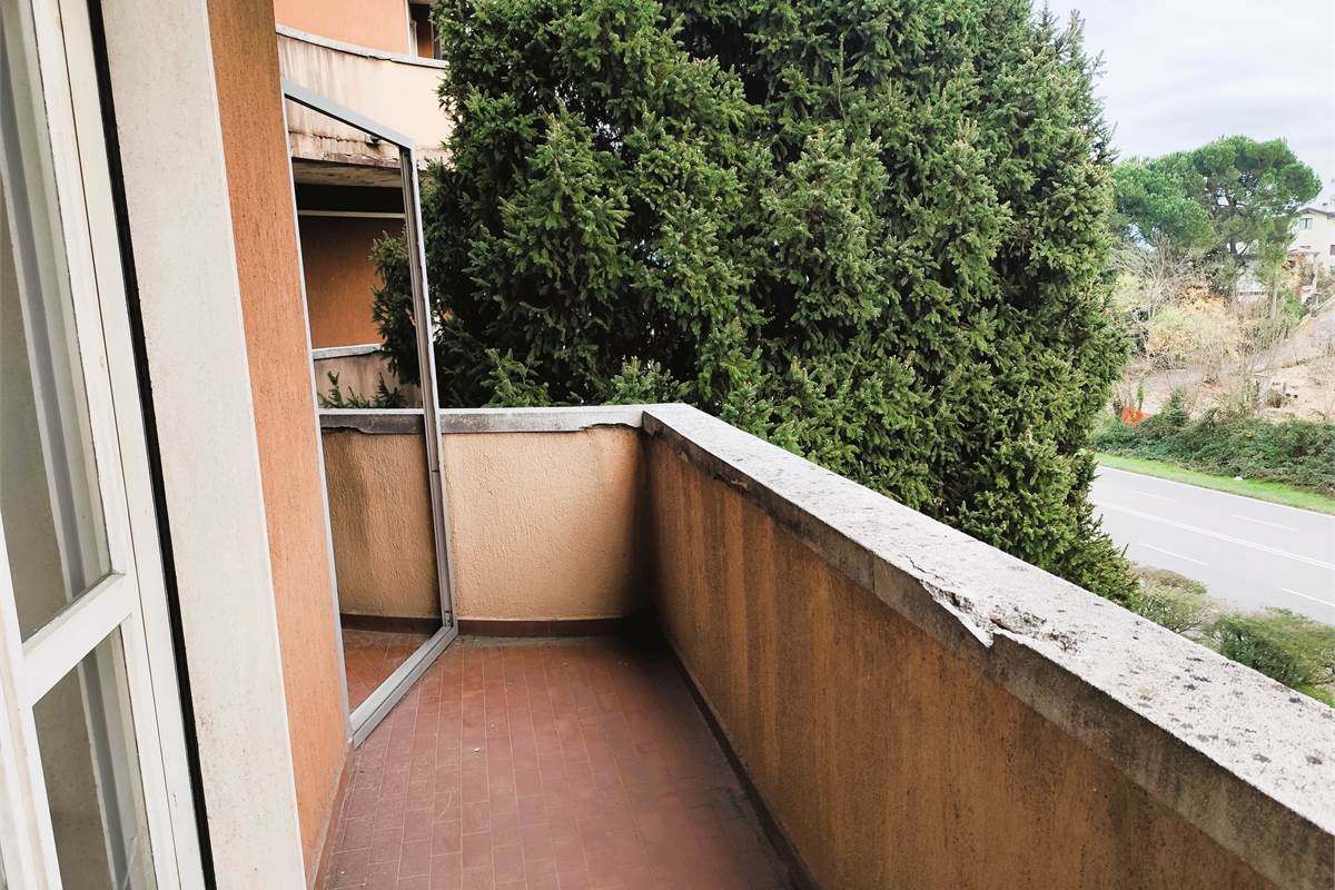 TRILOCALE DA RISTRUTTURARE