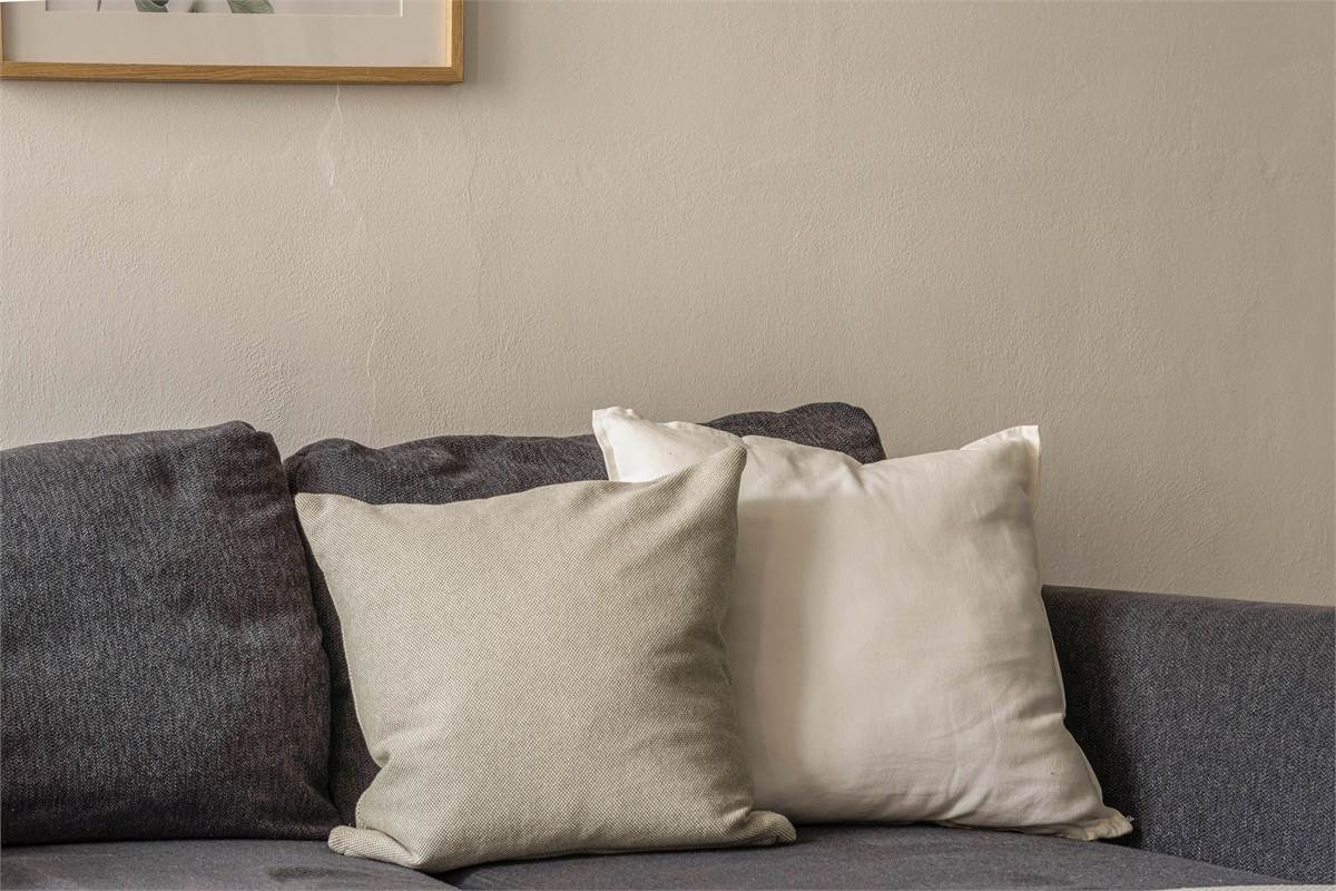 BILOCALE RISTRUTTURATO A NUOVO CON AREA ESTERNA E POSTO AUTO COPERTO 