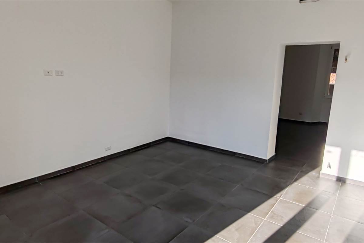 BILOCALE RISTRUTTURATO NEL CUORE DI INVERIGO