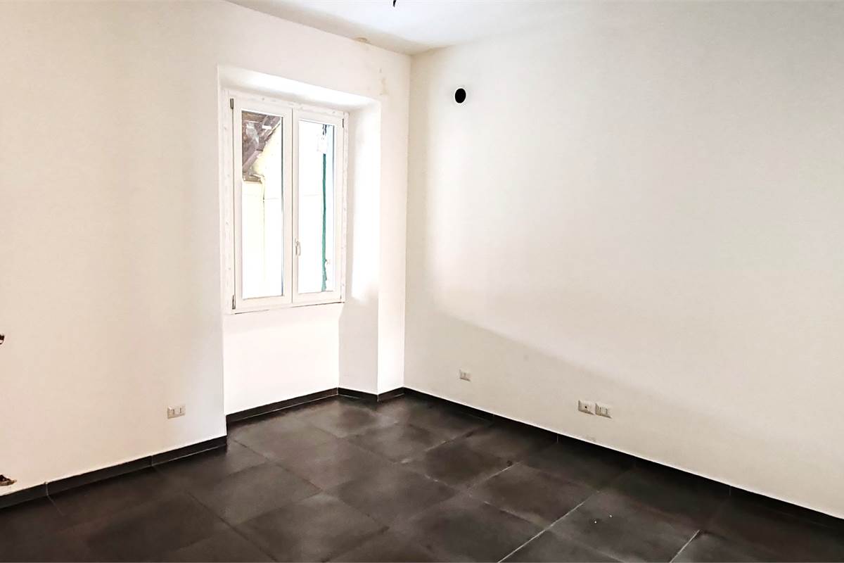 BILOCALE RISTRUTTURATO NEL CUORE DI INVERIGO