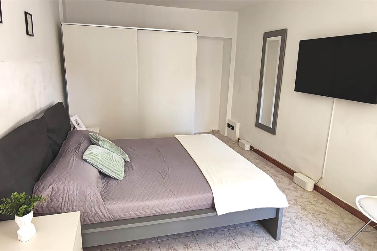 BILOCALE SENZA SPESE CONDOMINIALI