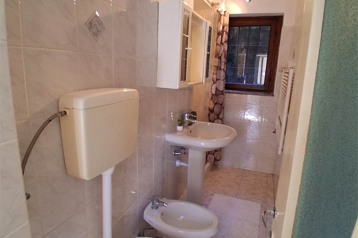 BILOCALE SENZA SPESE CONDOMINIALI