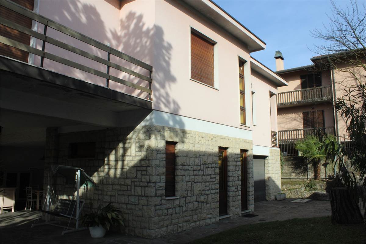 esterno8