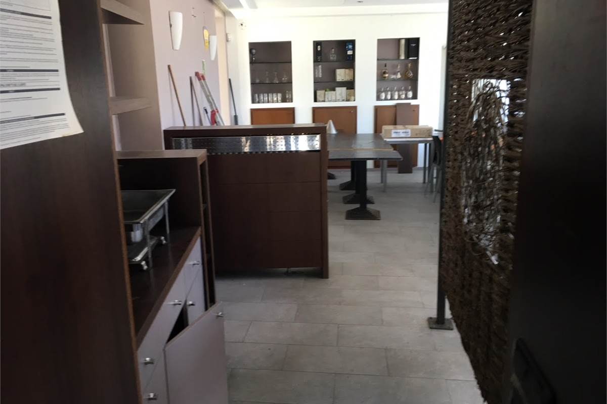 FINO MORNASCO affitto RISTORANTE con Enoteca