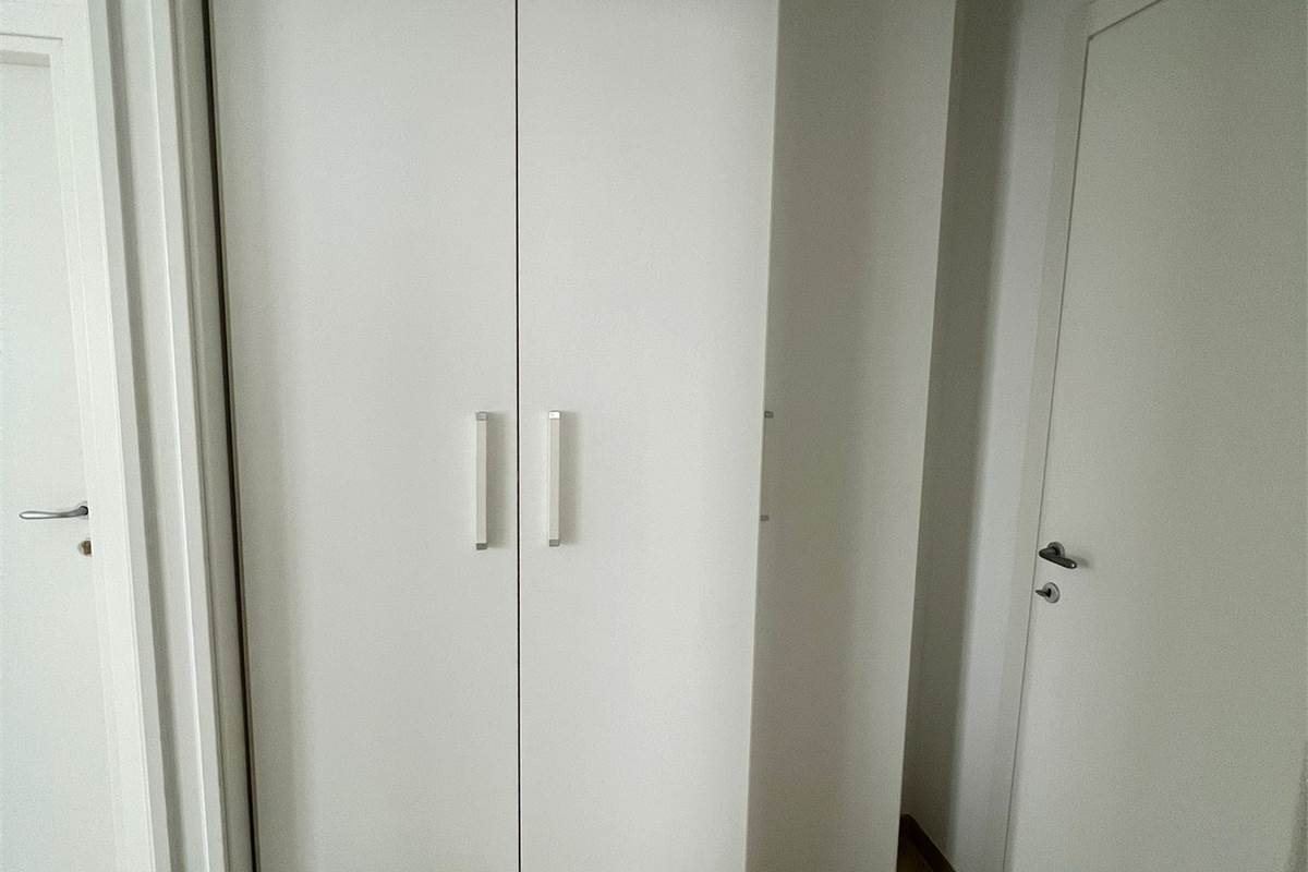 GIUSSANO affittiamo nuovo MONOLOCALE in villa