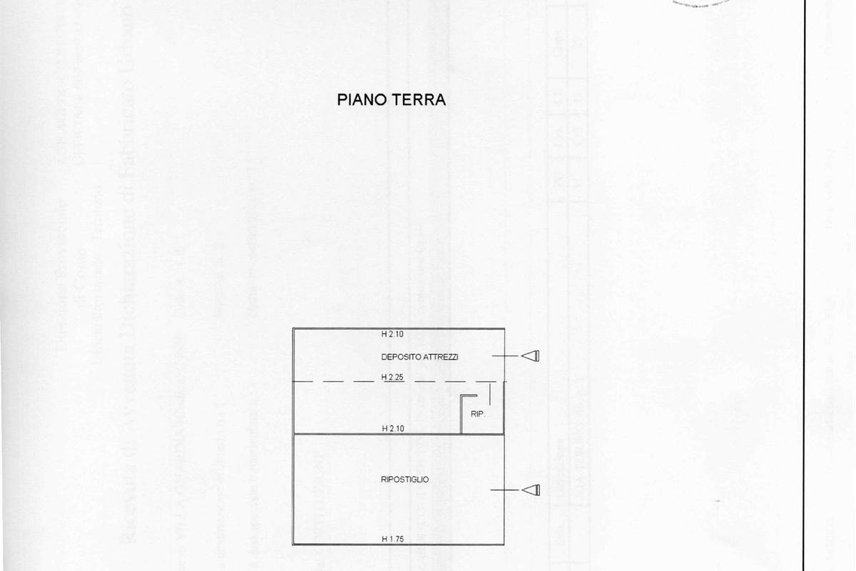 VILLA GUARDIA TERRENO con BILOCALE