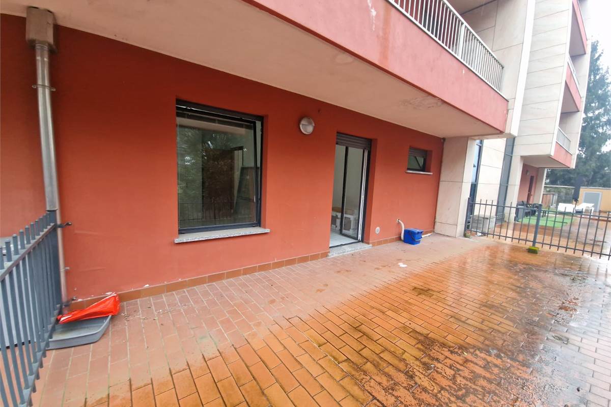CANTU' centro vendo BILOCALE con box