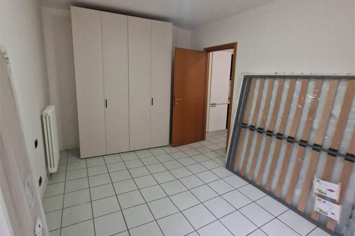CANTU' centro vendo BILOCALE con box