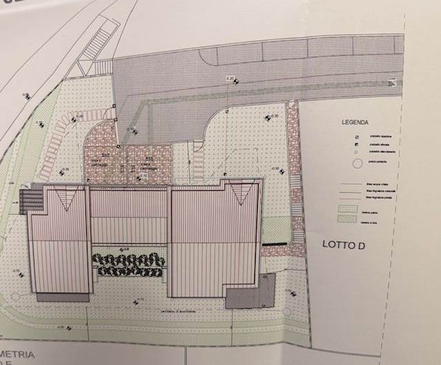 CLIVIO: TERRENO EDIFICABILE di Mq 1505