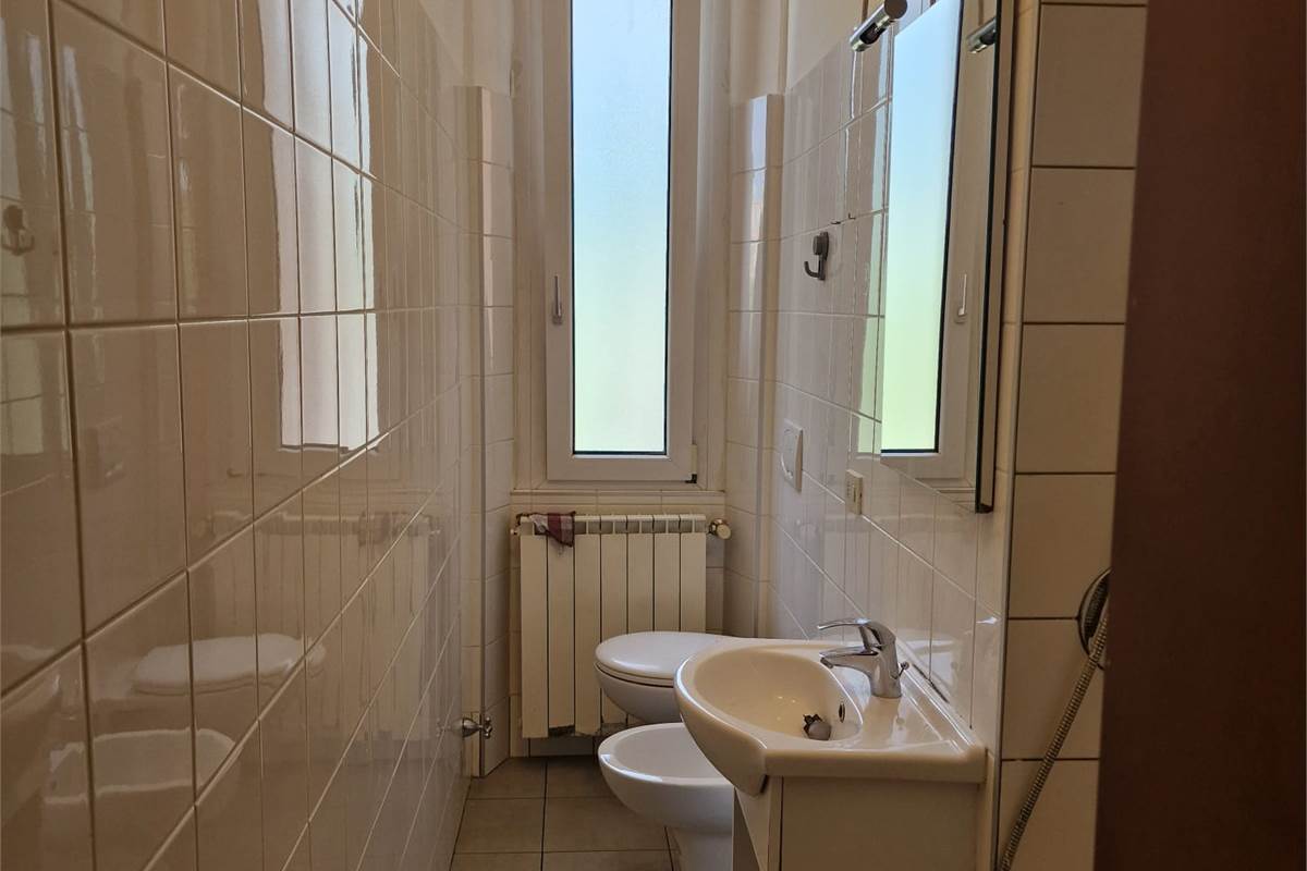 COMO TAVERNOLA affitto BILOCALE arredato