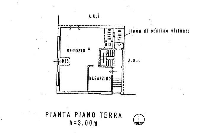 CANTU' affittiamo NEGOZIO di 100 mq