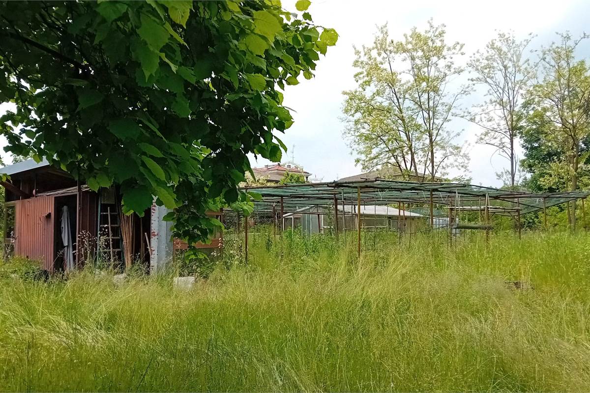 CANTU' vendiamo TERRENO AGRICOLO MQ 4800