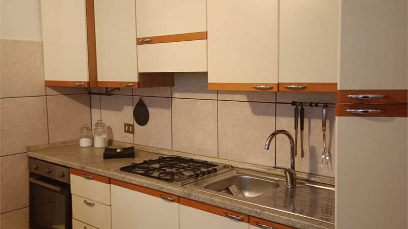 CANTU' Fecchio affittiamo BILOCALE arredato