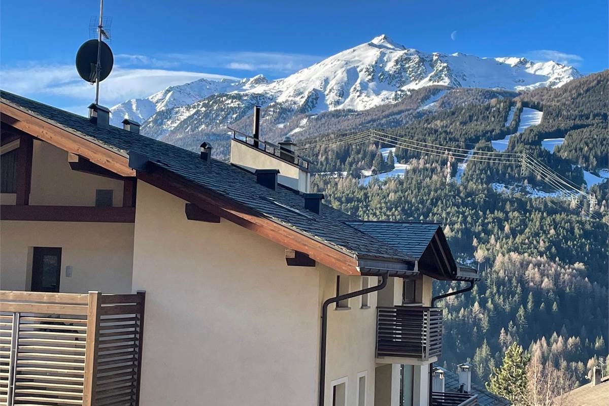 BORMIO affittiamo QUADRILOCALE con box