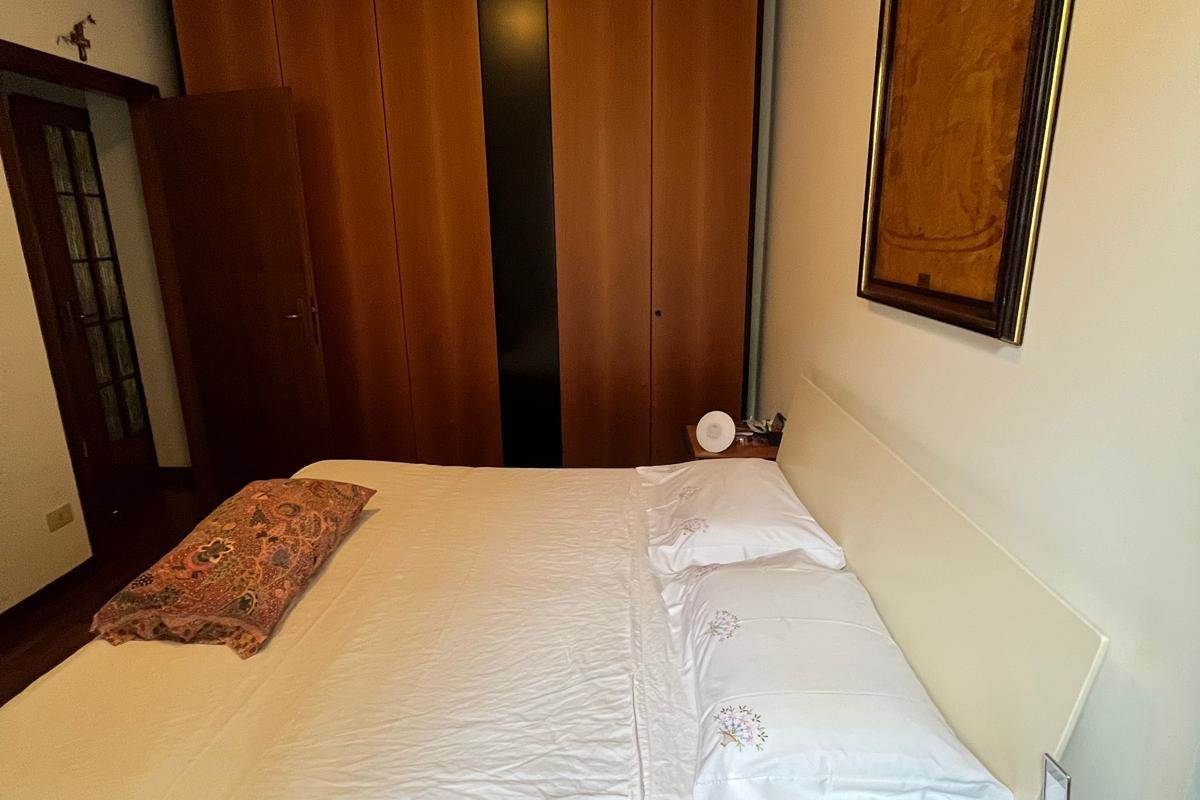 CANTU' vic centro affitto TRILOCALE arredato con taverna