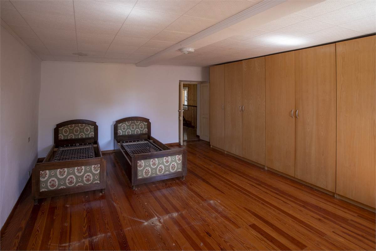 AGRA (VA) vendiamo CASA singola in centro paese 