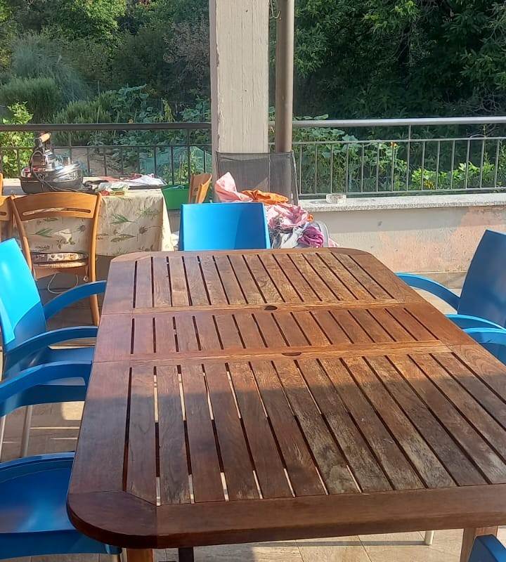 BRENNA vendiamo PORZIONE DI CASA con giardino
