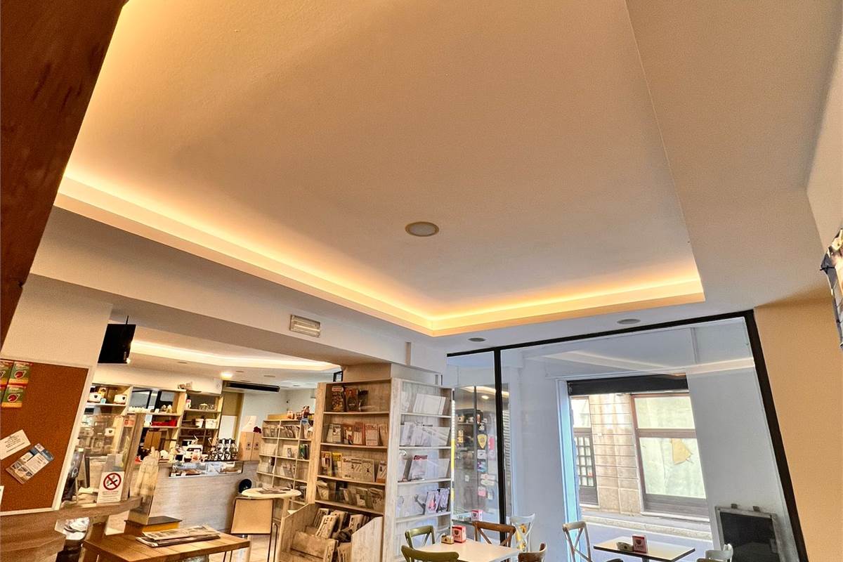 CANTU' centro vendiamo attività BAR/TABACCHI/EDICOLA