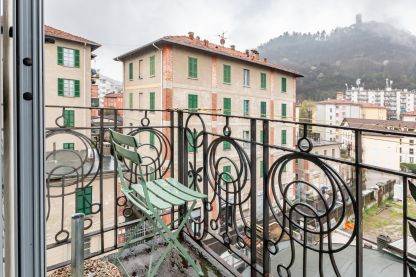 COMO Via Leoni affitto BILOCALE arredato