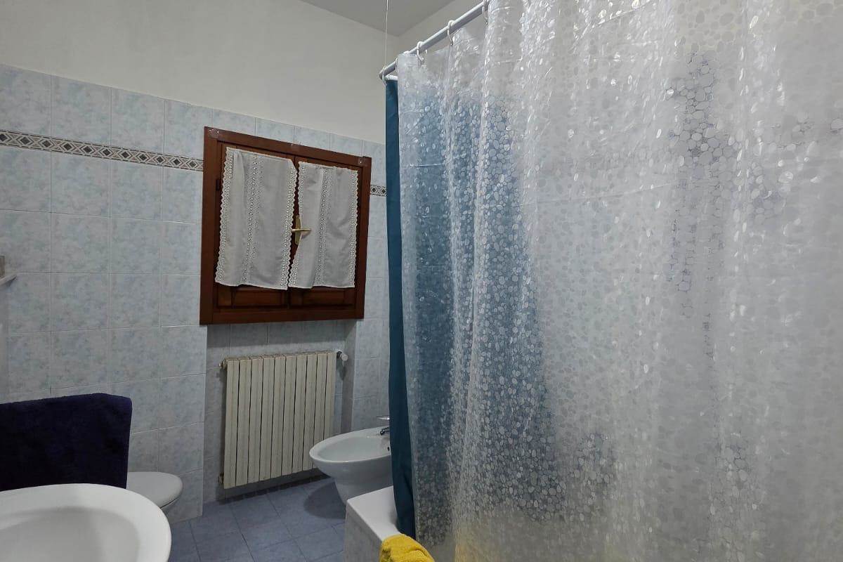 CANTU' Vighizzolo affitto TRILOCALE arredato con giardino e box