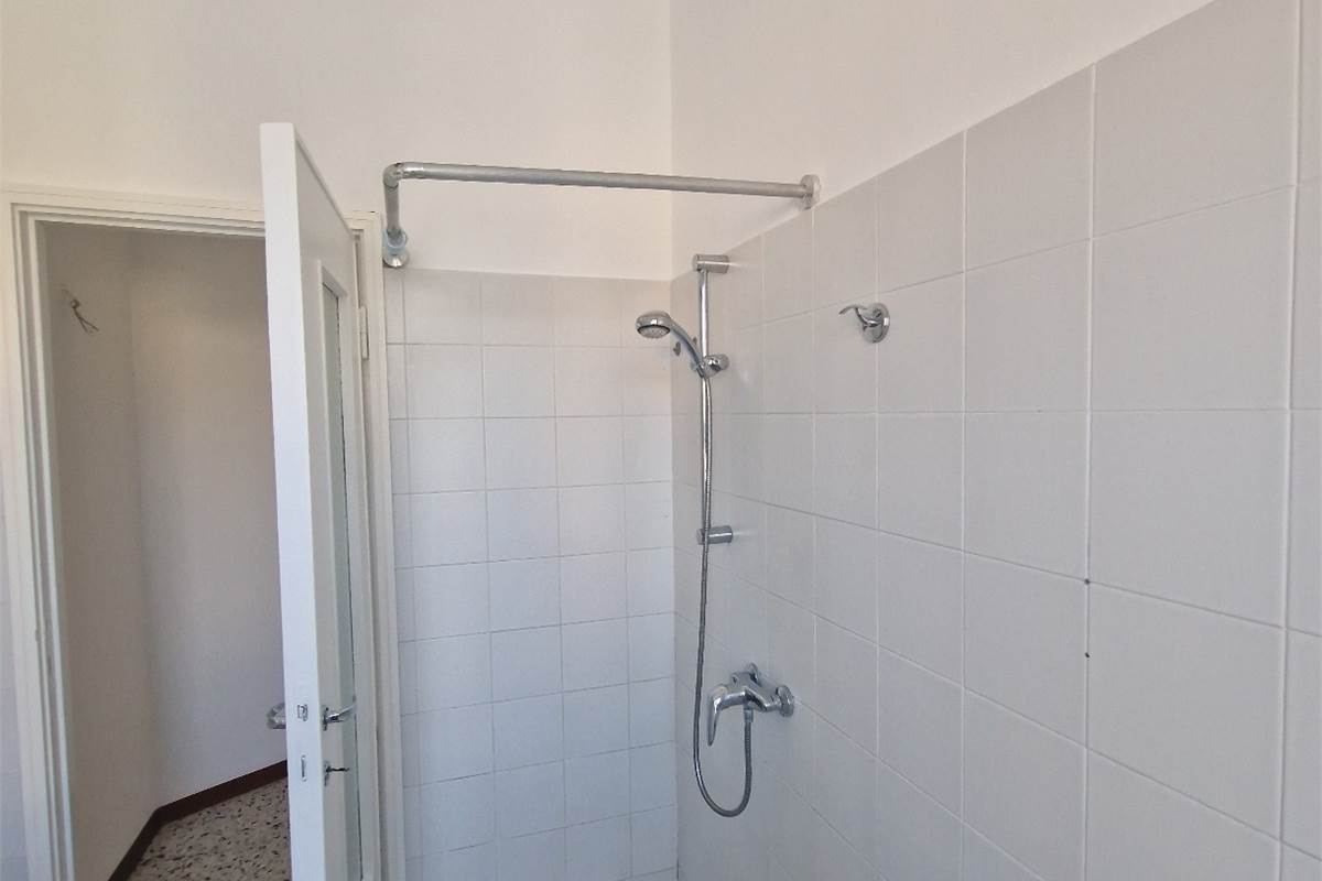 SENNA COMASCO AFFITTO BILOCALE NON ARREDATO